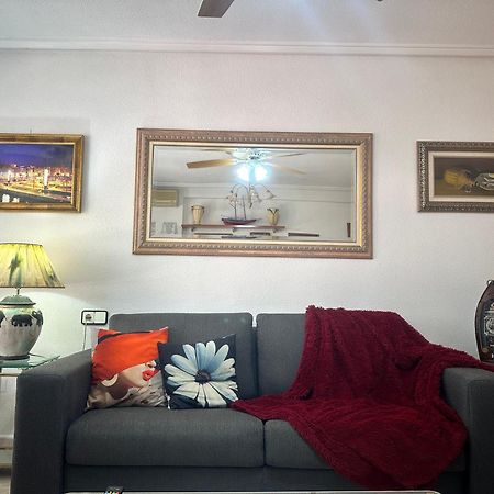 Homely Apartments Habaneras Torrevieja Bagian luar foto