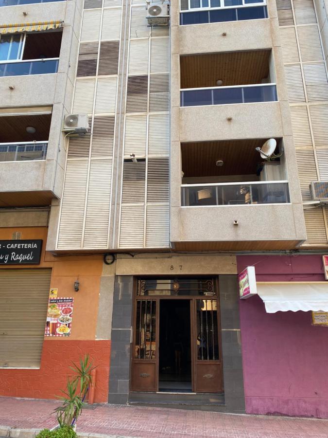 Homely Apartments Habaneras Torrevieja Bagian luar foto